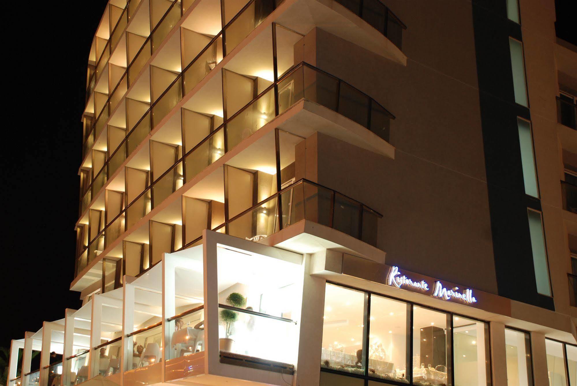Water's Edge Hotel
